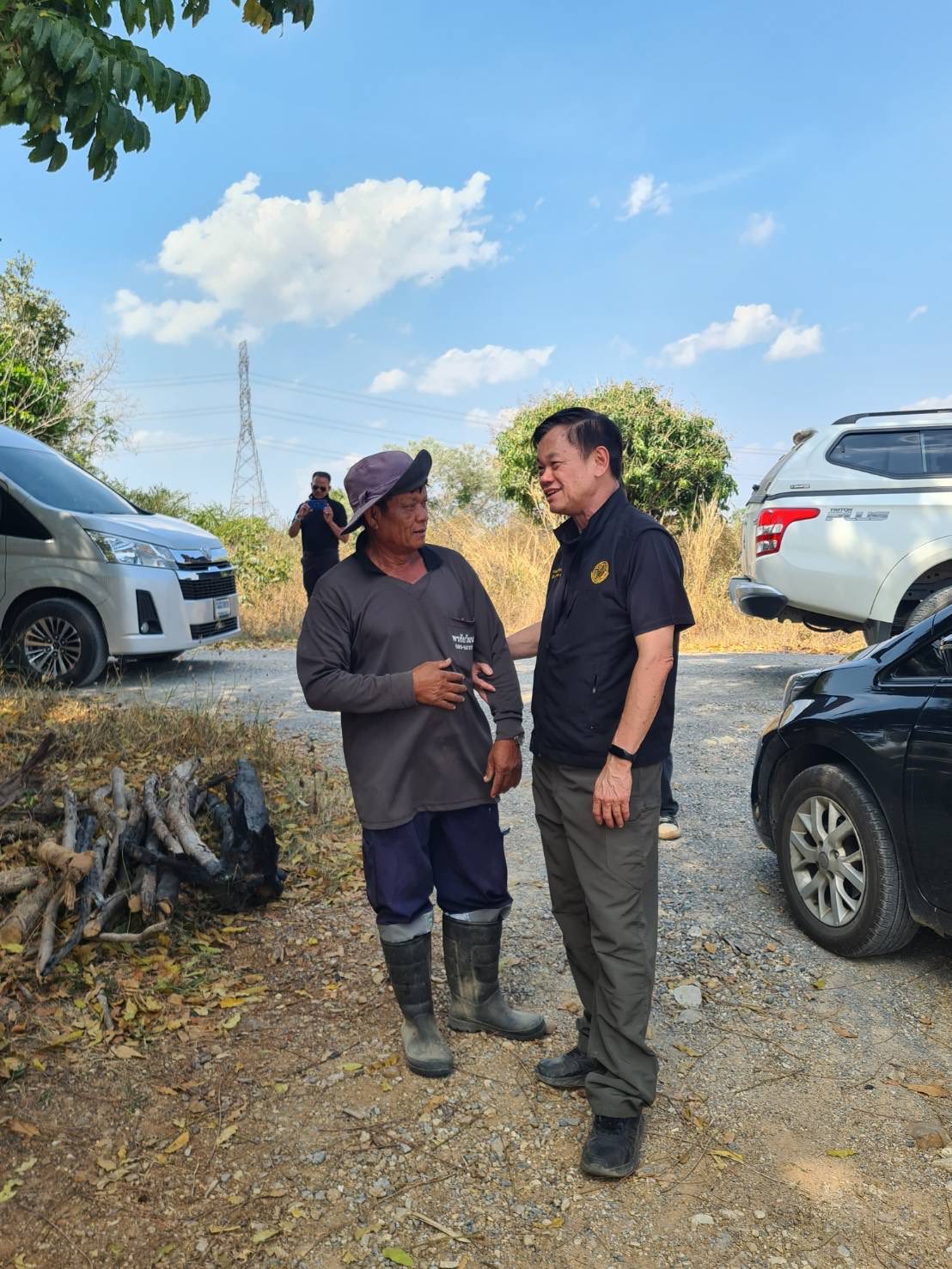 title - ผู้ตรวจราชการกรม ลงพื้นที่โครงการแก้ไขปัญหาที่ดินสภาประชาชน 4 ภาค จังหวัดเพชรบุรี